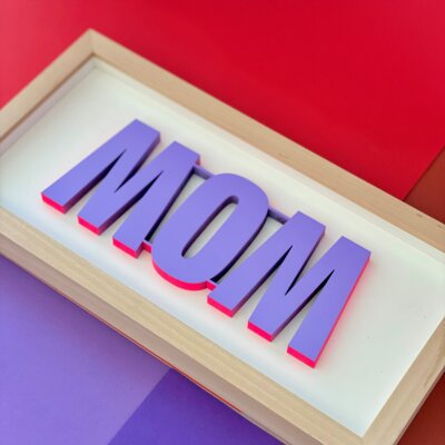 MOM / WOW