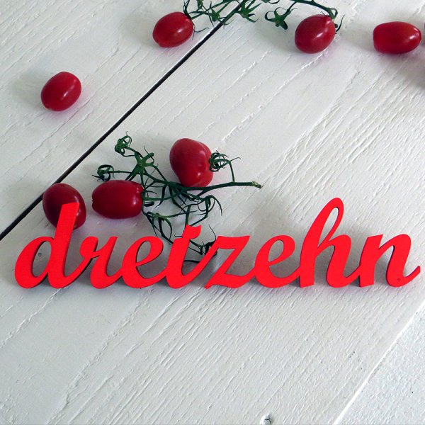 dreizehn